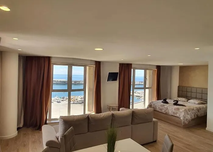 Center Marina View Gold Appartement *